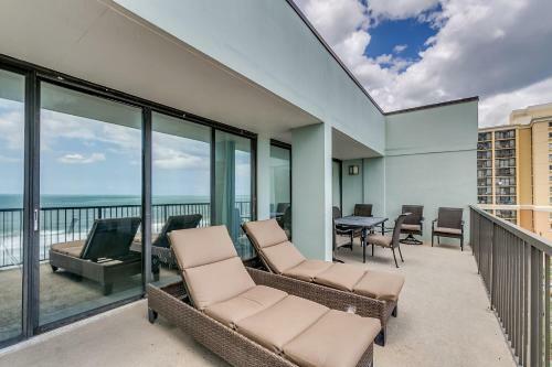 Penthouse 704- Carolina Dunes Apartment