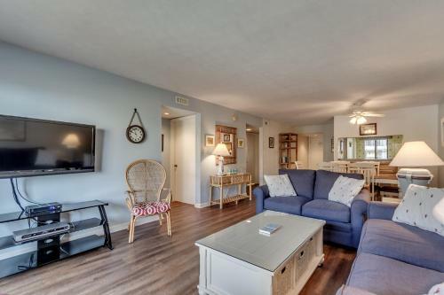 Anchorage II B15 Apartment