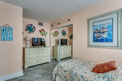 Carolina Dunes - 201 Apartment