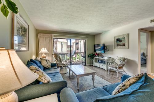 Anchorage II B12 Apartment