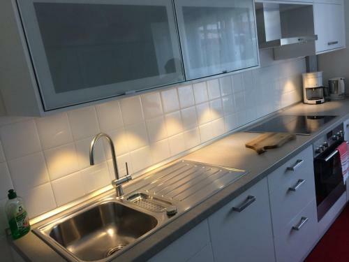 Apartamento Ferienwohnung Am Strau�enb�hel