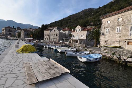 Villa Perast Apartments