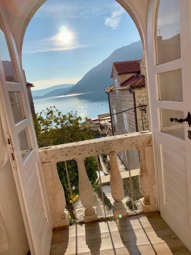 Villa Perast Apartments