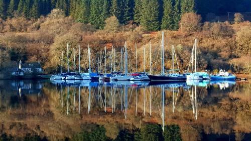 Crinan Canal Cottage