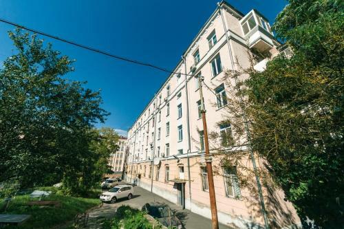 Cozy Studio Apartment Near Palace Ukraina