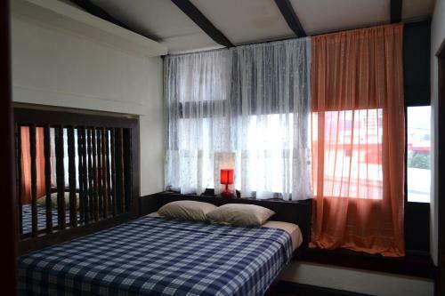 Albergue Hotel Columbus