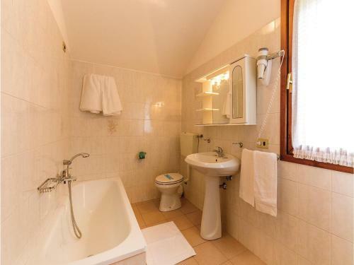 Holiday Home Albarella Ro 8
