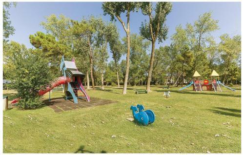 Holiday Home Albarella Ro 11
