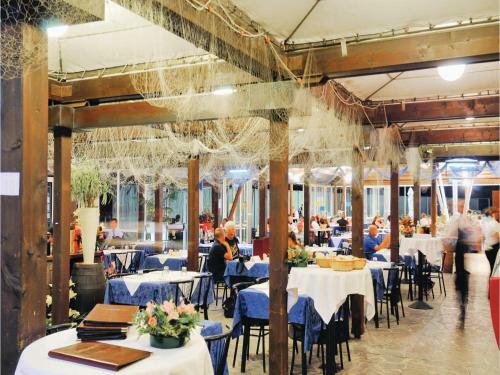Holiday Home Albarella Ro 3