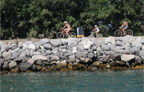 Holiday Home Albarella Ro 01