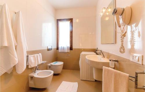 Holiday Home Albarella Ro 01