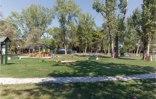 Holiday Home Albarella Ro 01