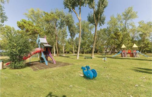 Holiday Home Albarella Ro 10