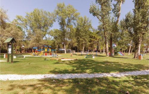 Holiday Home Albarella Ro 10
