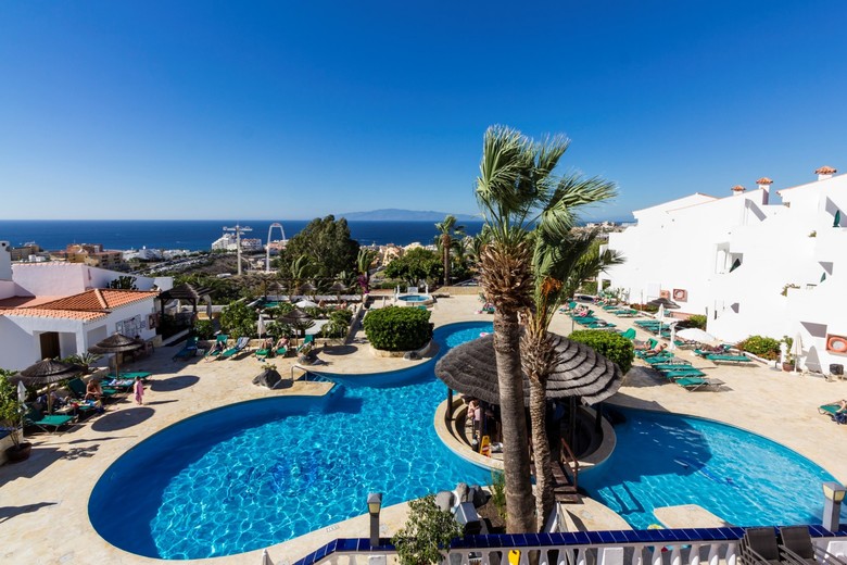 Aparthotel Regency Torviscas, Apartaments & Suites