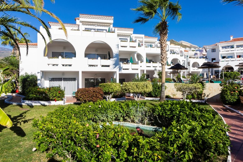Aparthotel Regency Torviscas, Apartaments & Suites