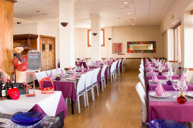 Aparthotel Regency Torviscas, Apartaments & Suites
