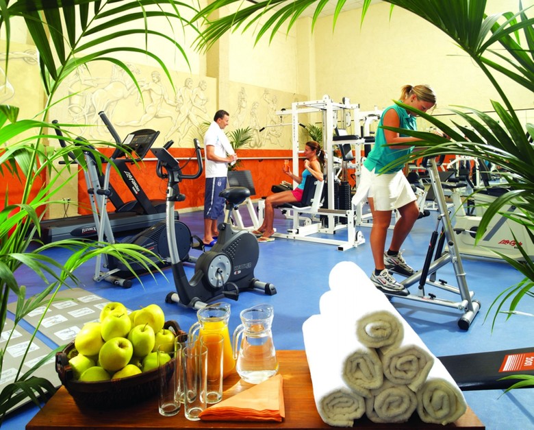 Aparthotel Regency Torviscas, Apartaments & Suites