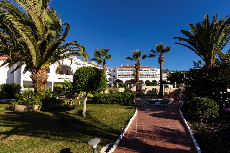 Aparthotel Regency Torviscas, Apartaments & Suites