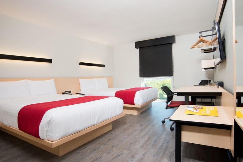 Hotel City Express Enea