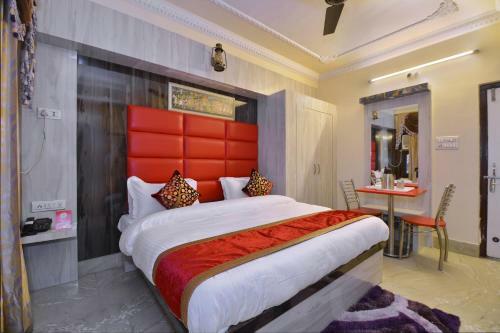 Hotel Ganpati Plaza