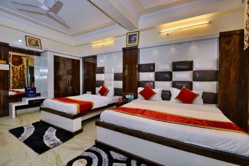 Hotel Ganpati Plaza