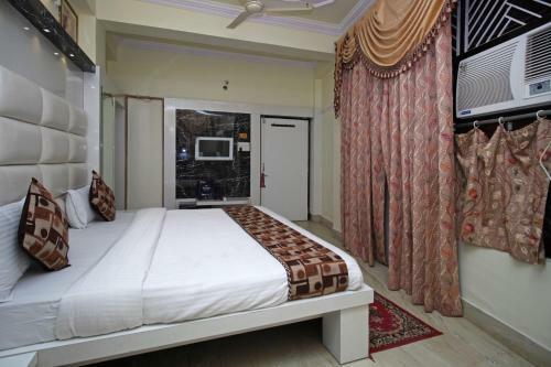 Hotel Ganpati Plaza