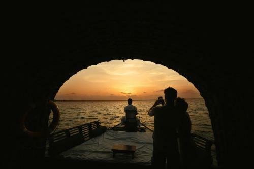 Spice Coast Cruises - Houseboat