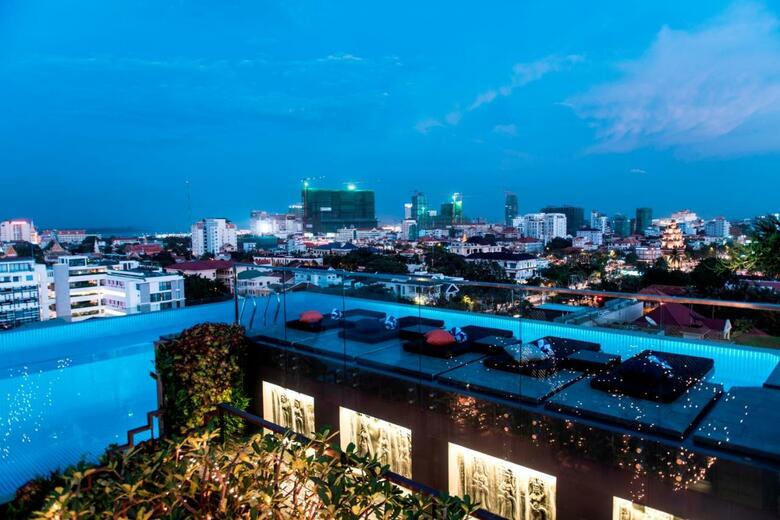 Aquarius Hotel And Urban Resort