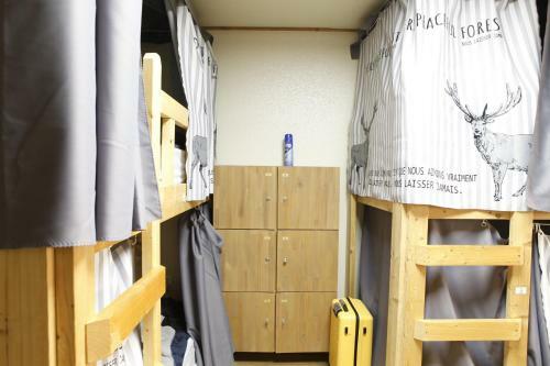 Hostal Baozen Guesthouse