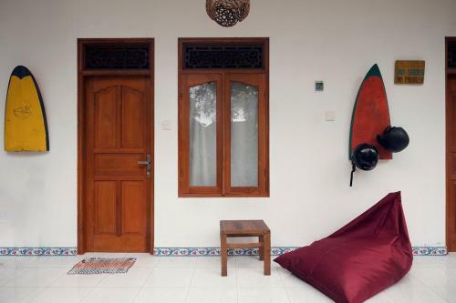 Bed & Breakfast 2 Angels Homestay