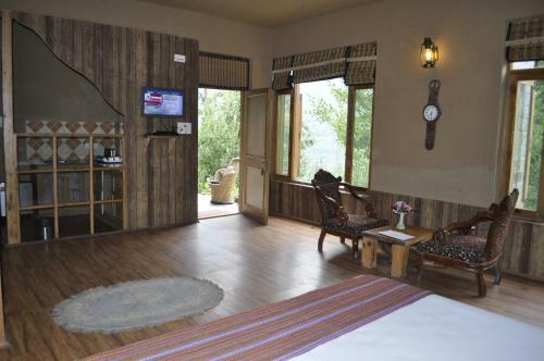 Hotel Heritage Village Resort