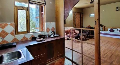 Hotel Heritage Village Resort