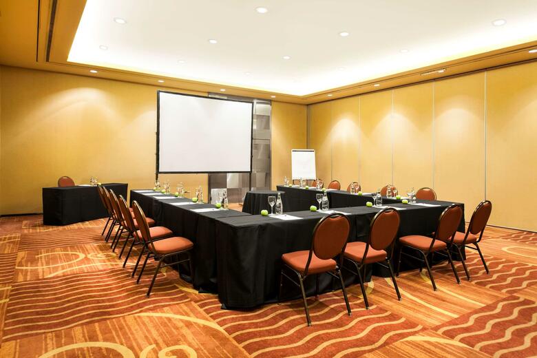 Hotel Doubletree By Hilton Buenos Aires