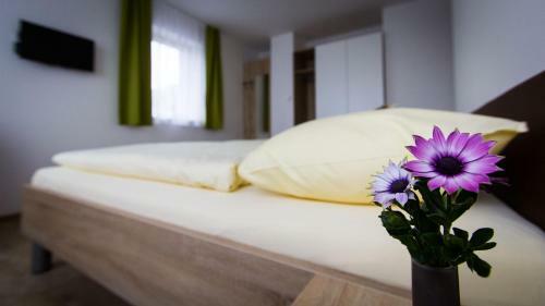 Weingut - G�stezimmer Resch Ludwig Vlg. Powoden