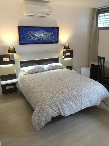 Hostal H Skyline