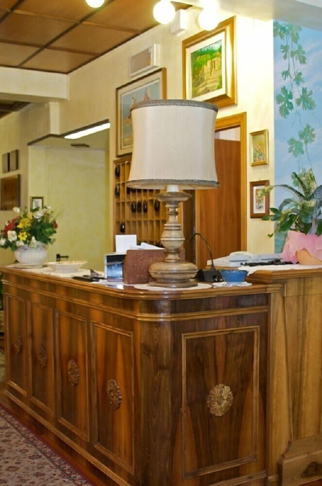Hotel Adriana