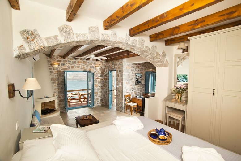 Villa Petra Boutique Homes