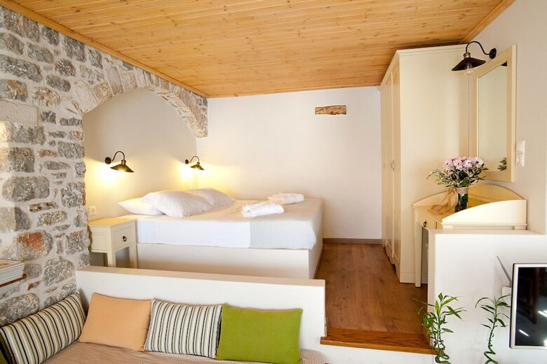 Villa Petra Boutique Homes