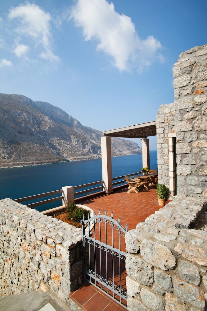 Villa Petra Boutique Homes