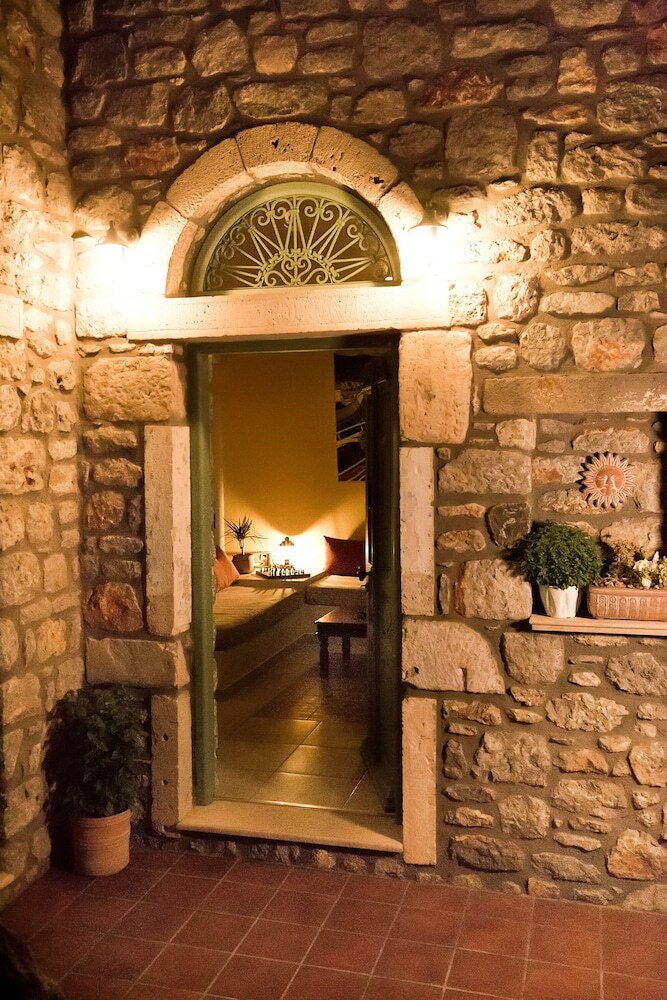Villa Petra Boutique Homes