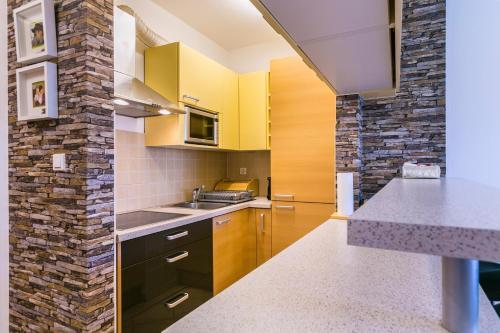 Fucane Apartments
