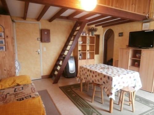 Apartment All�e Des Ch�nes