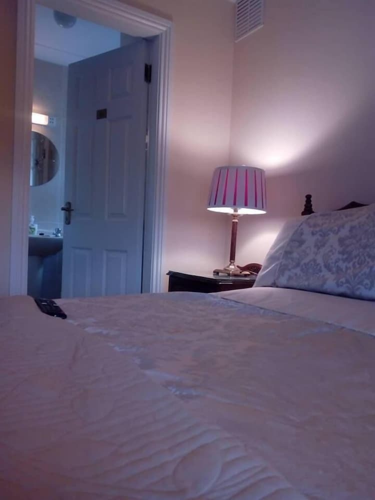 Corrib View Farm Country Bed & Breakast