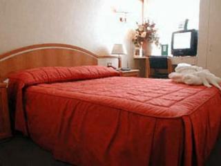 Hotel Jol�