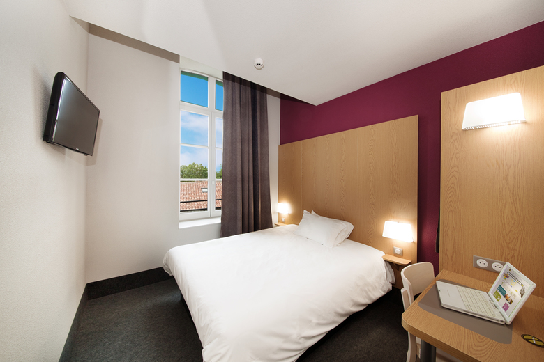 Hotel B&B H�tel Castres Centre
