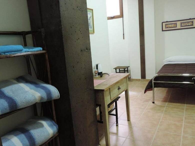 Albergue Santo Tom�s De Canterbury