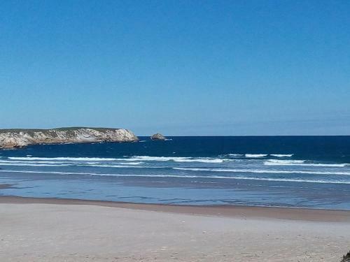 Praia Del Rey Bythe Pools