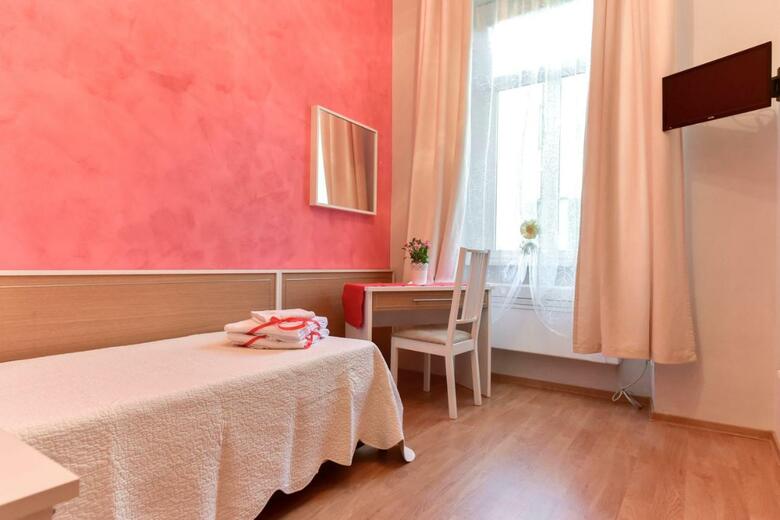 Bed & Breakfast B&t Rooms Trani