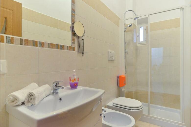 Bed & Breakfast B&t Rooms Trani